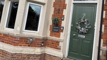 Cottage | Front of property