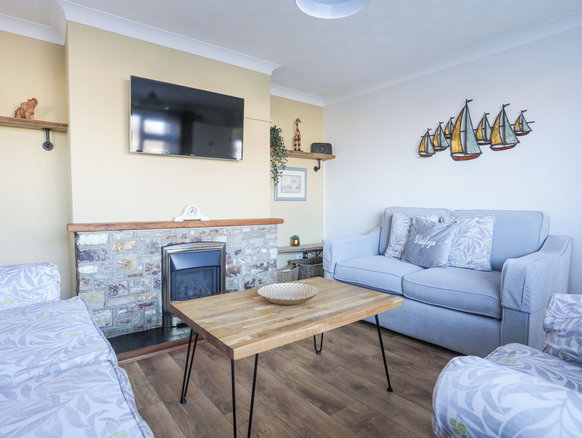 Cottage | Living area