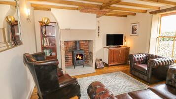 Cottage | Interior