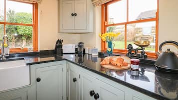 Cottage | Interior