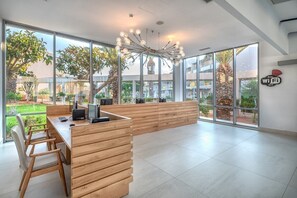 Business center - Lyttos Beach Hotel (Crete)