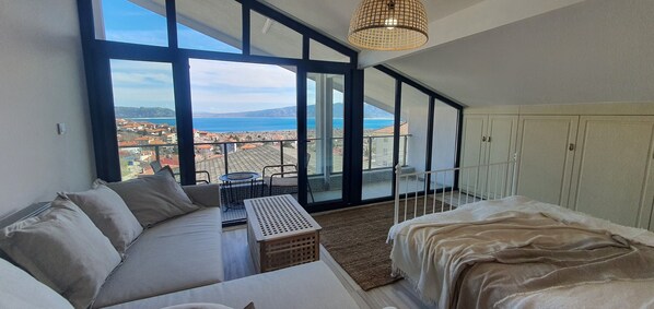 Studio Deluxe, vue lac