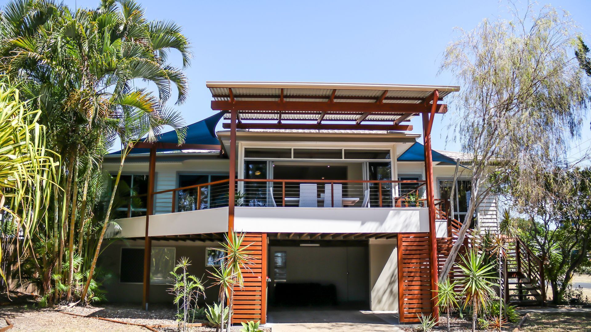 Top Tier - Family Holiday Home on the Esplanade