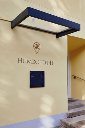 Check-in/check-out kiosk - Humboldt41 (Nuremberg)