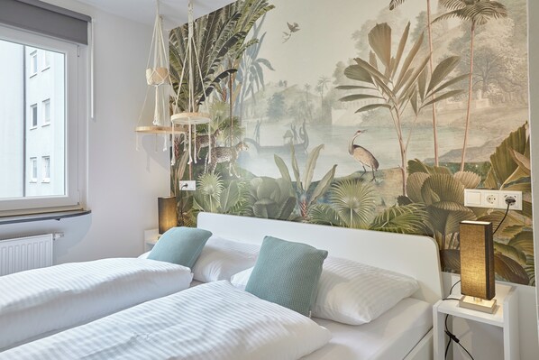 Minibar, in-room safe, individually decorated, blackout curtains - Humboldt41 (Nuremberg)