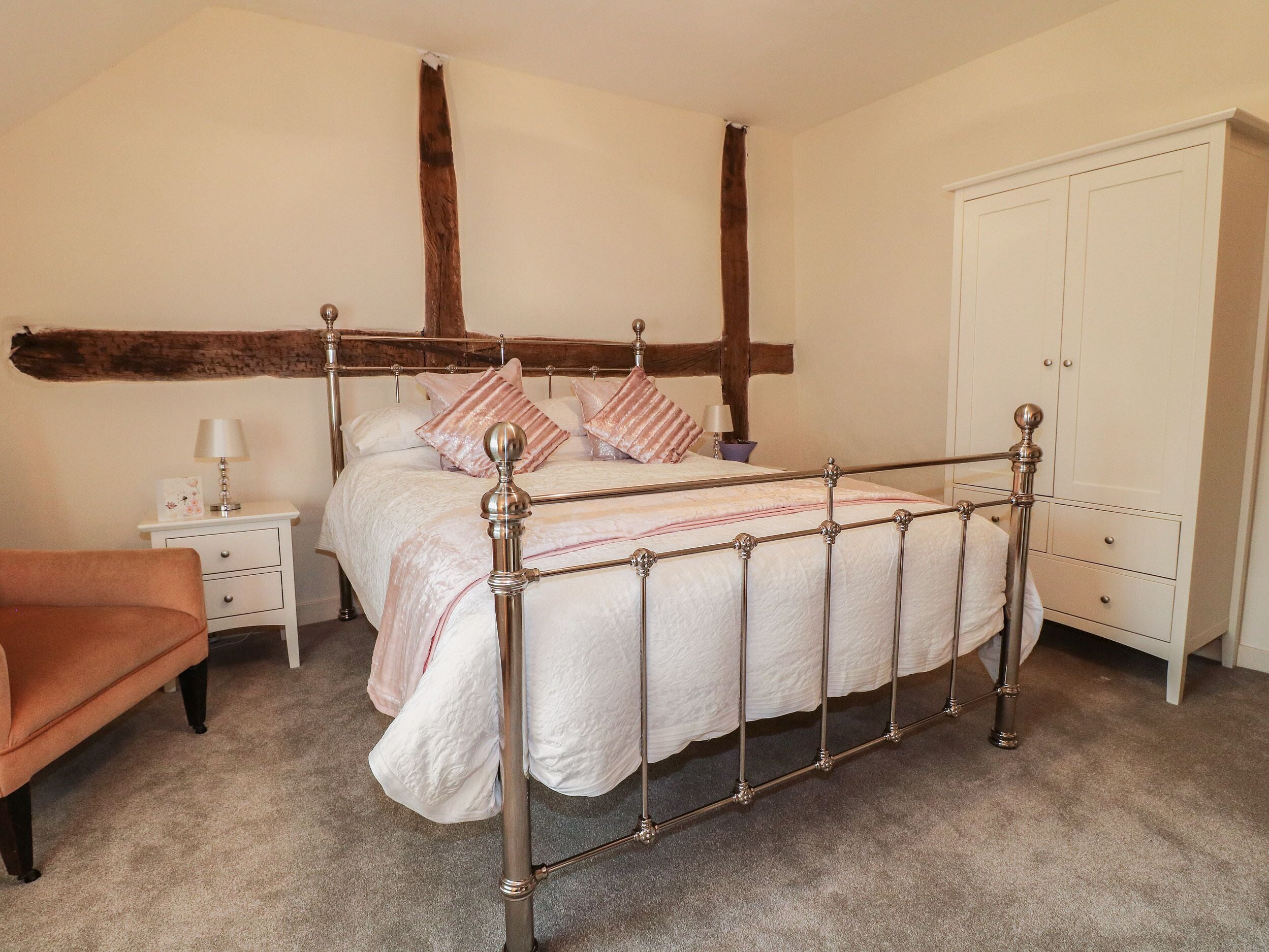 Casa de campo | 3 habitaciones, decoración personalizada y muebles diferentes 