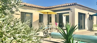VILLA MODERNE. CLIMATISEE. PISCINE. BARBECUE. SANS VIS A VIS. FIBRE OPTIQUE