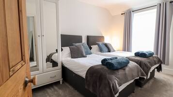 3 bedrooms, individually decorated, individually furnished, free WiFi