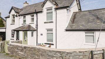 Cottage | Front of property