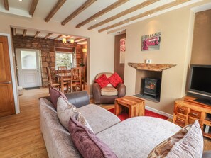 Cottage | Interior - 27 Green Road (Wrexham)