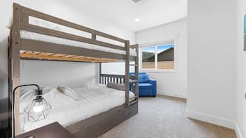 5 slaapkamers, reisbedje, wifi