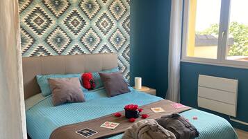 1 bedroom, in-room safe, iron/ironing board, free WiFi