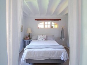5 chambres, accès au Wi-Fi (inclus), literie fournie