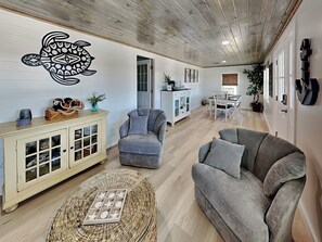 Smart TV, DVD player - Unforgettable Memories | Sounds Views, Near Beach! (Topsail Beach)