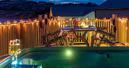 Luxurious cottage outside Bergen with Jacuzzi - Spa, boat and kayak rental