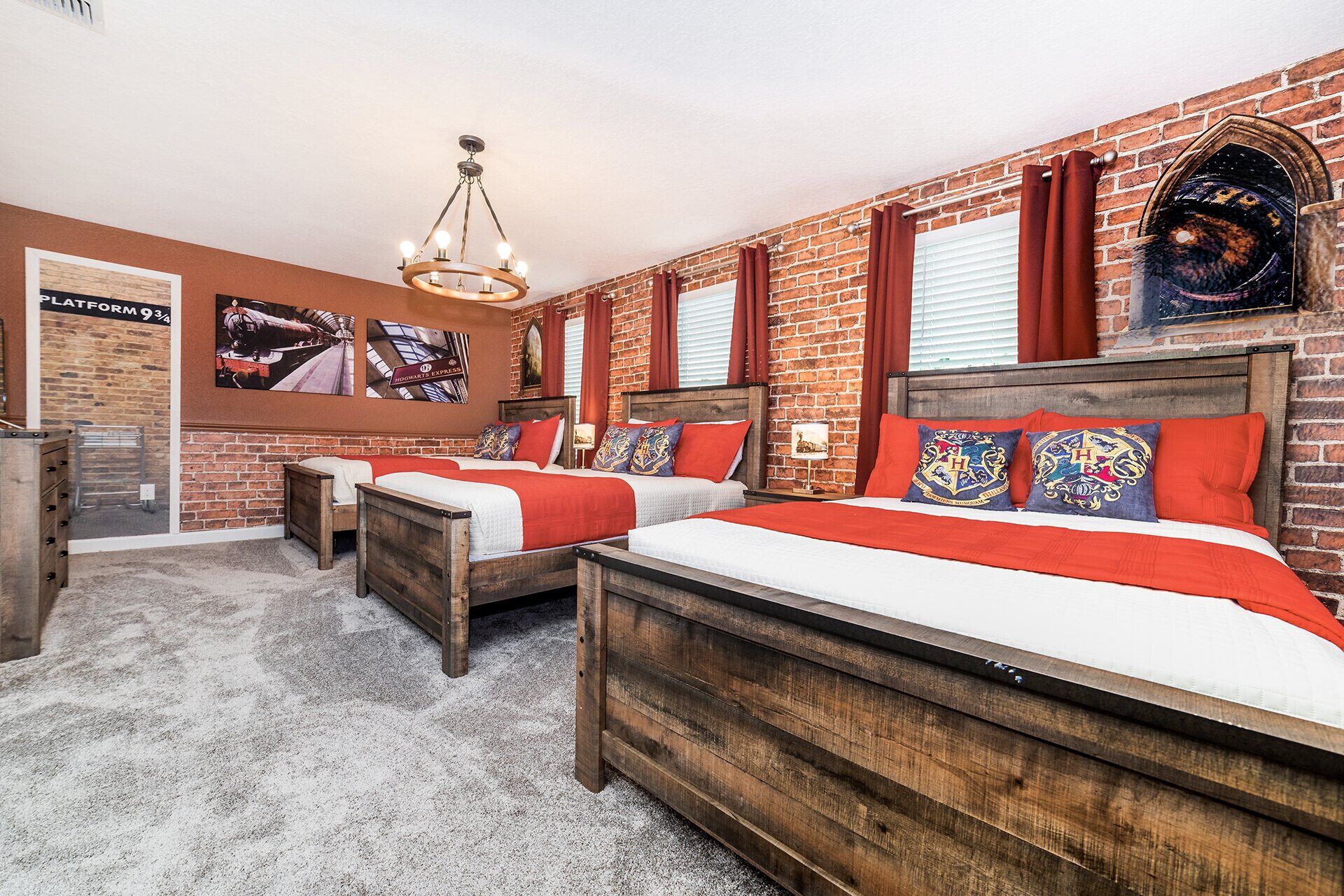 9 室のベッドルーム、アイロン / アイロン台、WiFi、ベッドシーツ