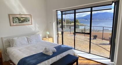 Waterfront 3 Bedroom House 10 min From Hobart