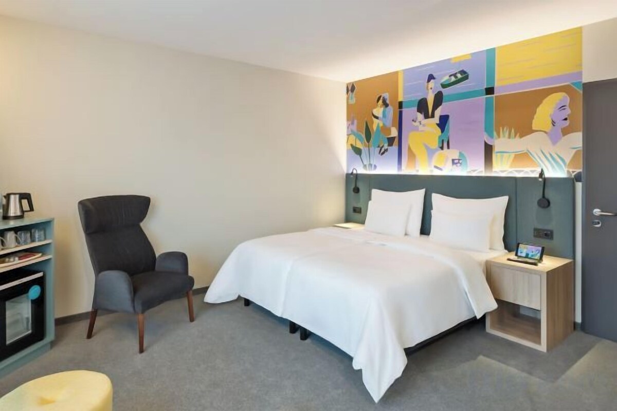 In-room safe, WiFi (free), individually decorated