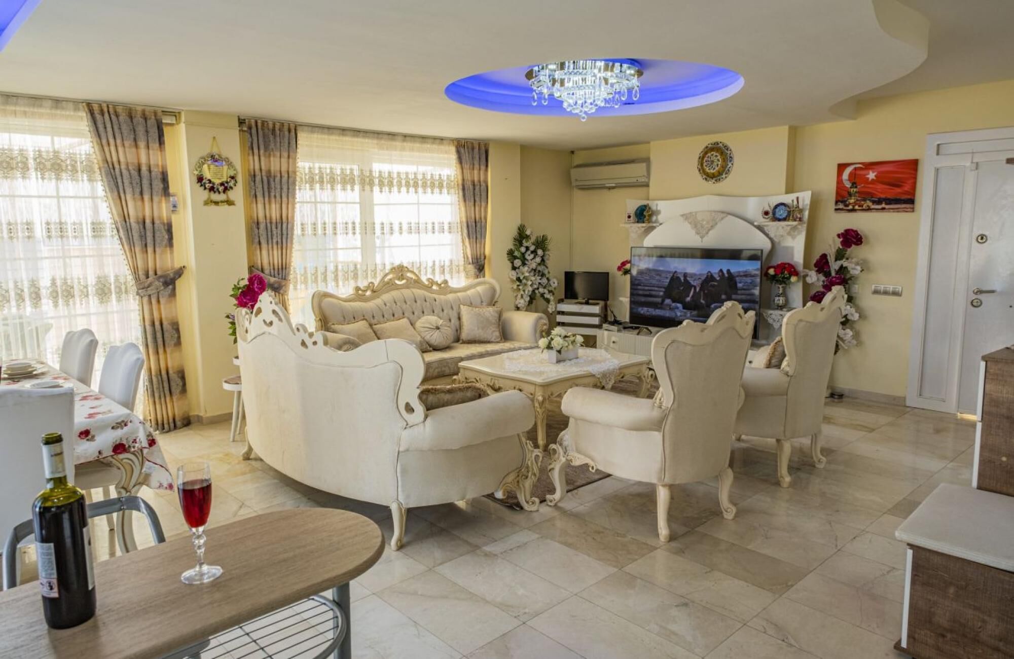 Foto - Splendid Villa with Private Pool in Antalya