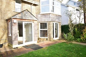 Exterior detail - 3 Bed in Croyde (oc-westov) (Croyde)