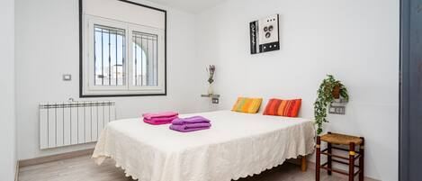 2 chambres, Wi-Fi gratuit, draps fournis