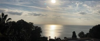 Belle Epoque villa with beautiful sea views, near super Cannes
