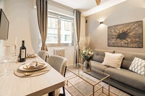 Dining - Stunning studio - Champs Elysées (Paris)