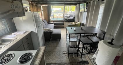 Beached Houseboat-Free Park Pass