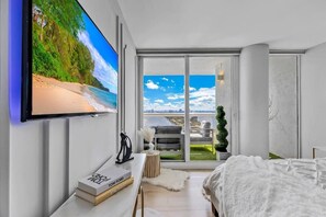 2 bedrooms, desk, iron/ironing board, travel cot