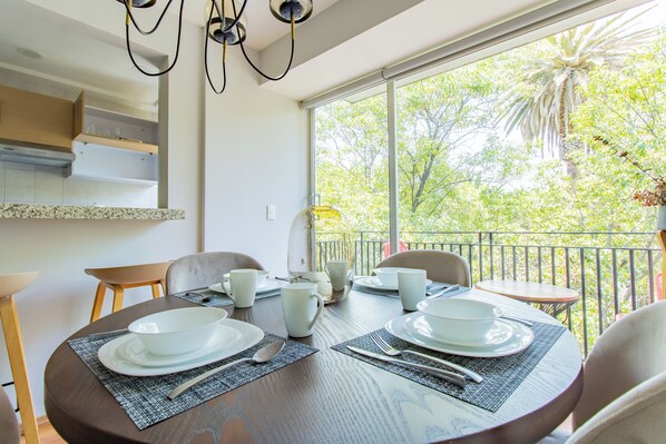 تناول الطعام