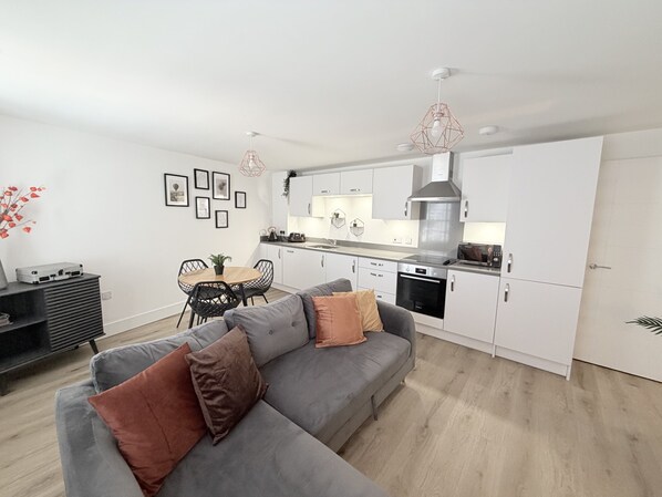 Comfort Apartment, Private Bathroom, Courtyard View | Shared kitchen