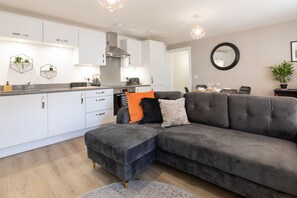 Lounge - The Courtyard (Southampton)