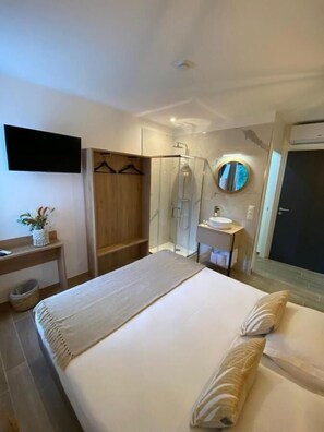 Wi-Fi gratuit, draps fournis