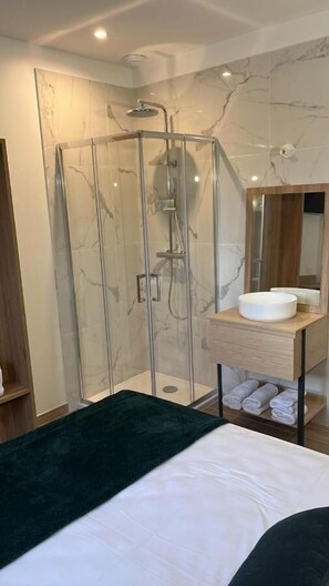 Wi-Fi ฟรี, ผ้าปูที่นอน