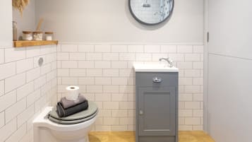 Apartment, Accessible, Private Bathroom | Bathroom