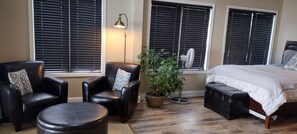 5 habitaciones, escritorio, tabla de planchar con plancha y wifi gratis 