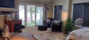 5 bedrooms, desk, iron/ironing board, free WiFi