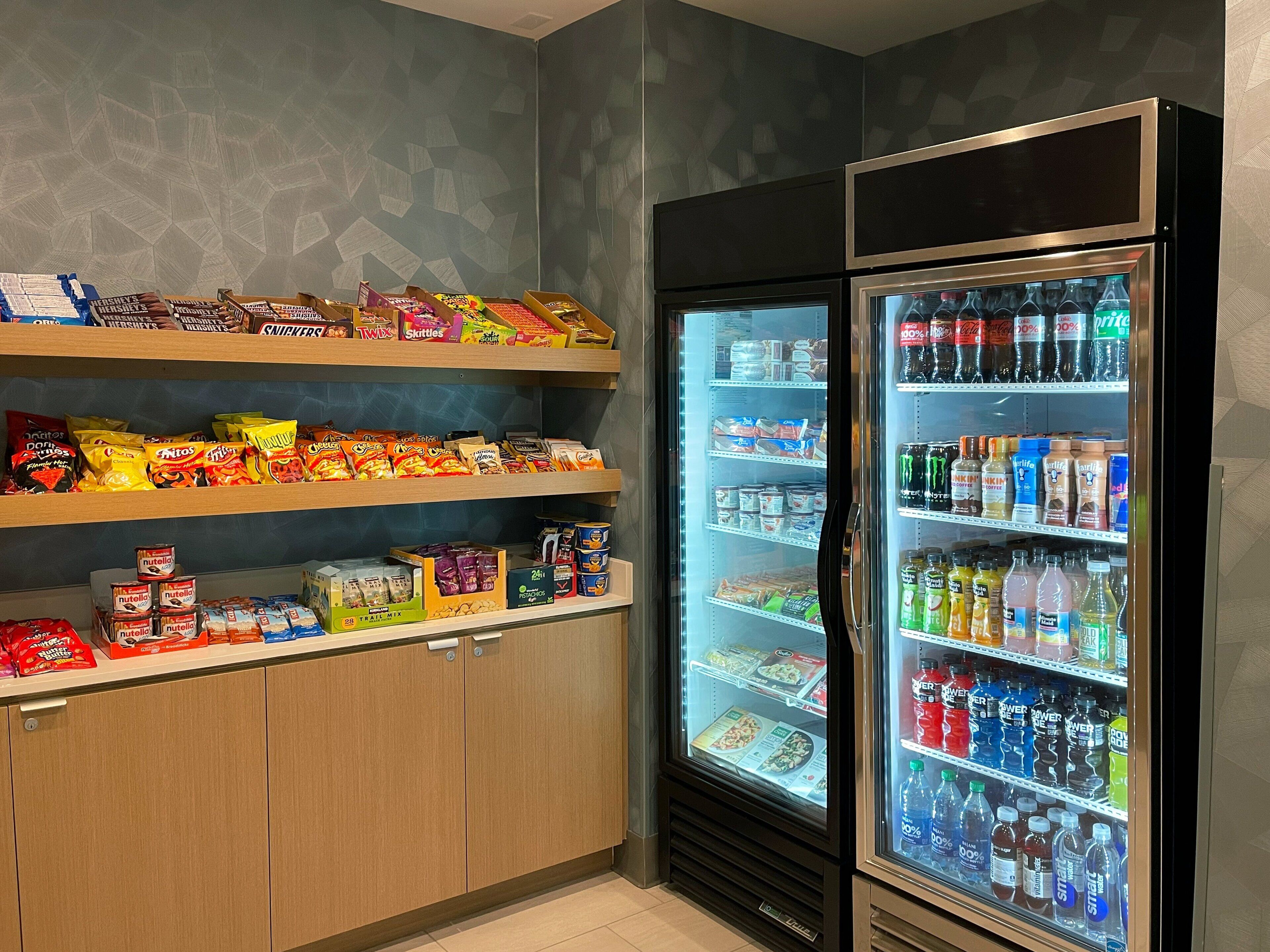 Photo - Holiday Inn Express & Suites - Hollister by IHG