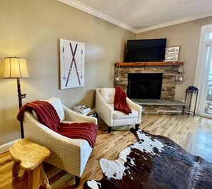 Smart TV, fireplace, foosball, table tennis