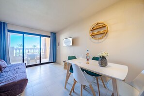 Apartment, Ensuite (App 251) | Dining - RESIDENCE LA PALME D'AZUR - CANNES (Cannes)