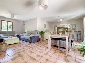 Smart TV - House (Saint-Rémy-de-Provence)
