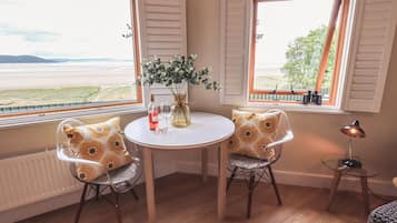 Cottage | Living room