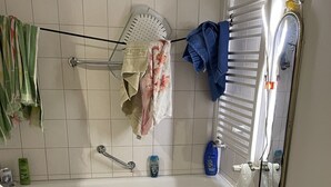 Uklassifisert bilde, 3 av 17, knapp