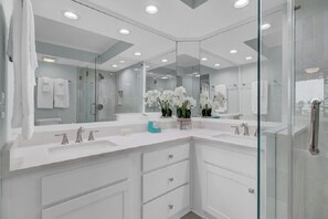Combined shower/bathtub, hair dryer, towels - Award-Winning Resort Amenities | Shipwatch 210B (Isle of Palms)