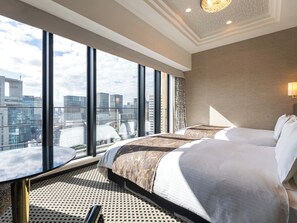 Deluxe Twin Room, Non Smoking | Down comforters, desk, laptop workspace, blackout drapes - APA Hotel & Resort Osaka Umeda Eki Tower (Osaka)