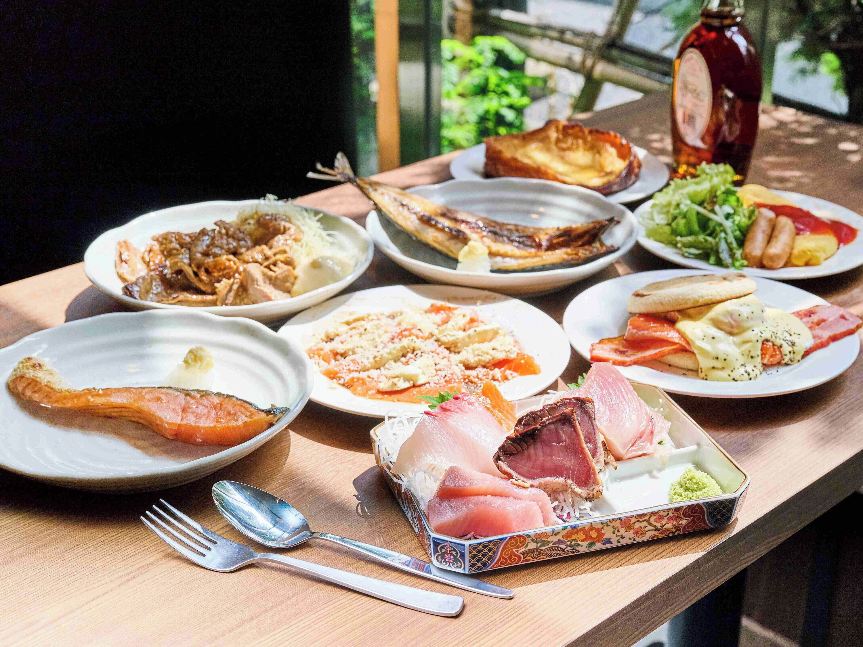 daily buffet breakfast (jpy 1800 per person)