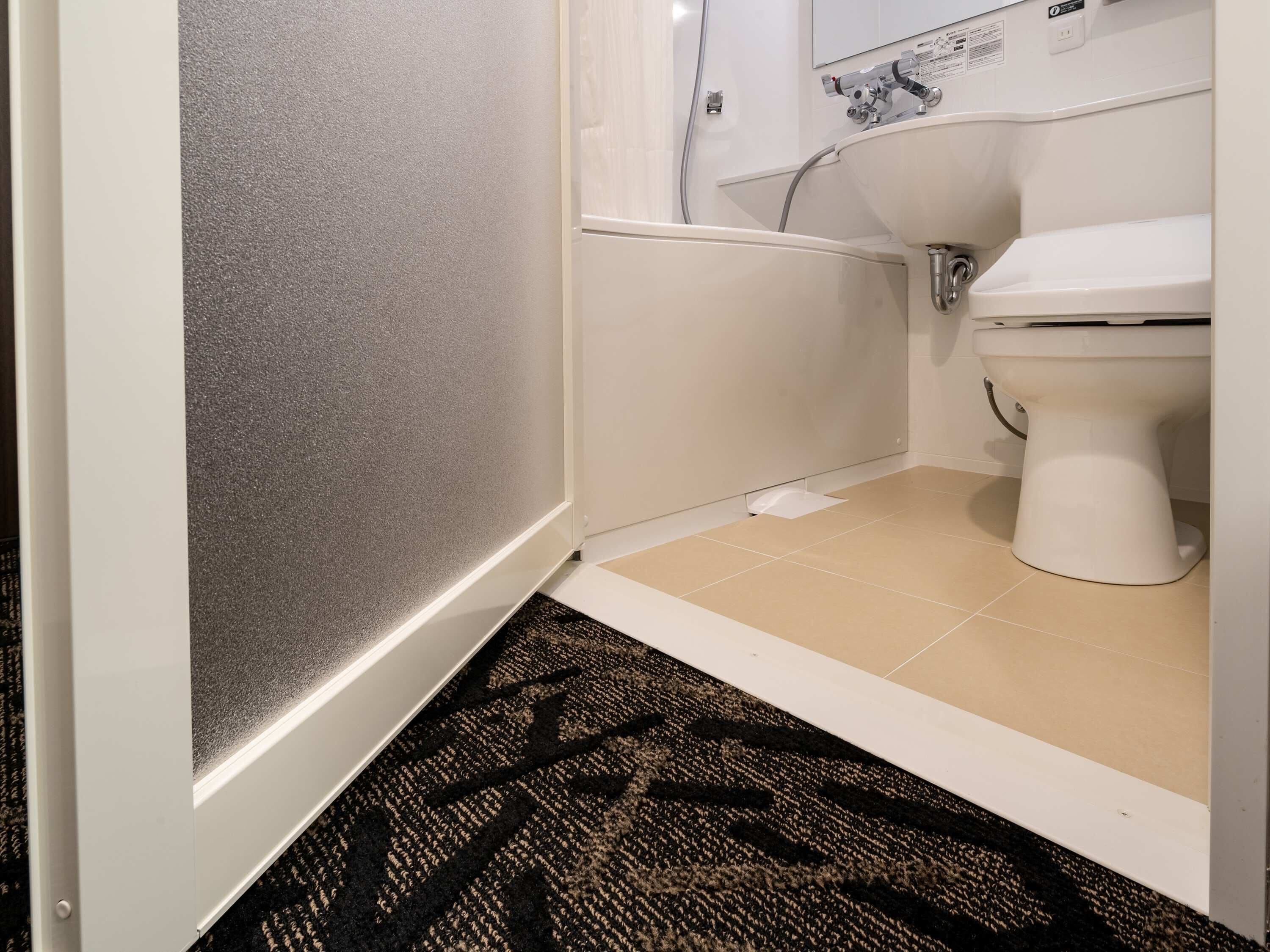 bathtub, free toiletries, hair dryer, slippers