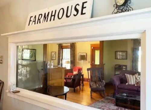 Entire farmhouse in the country