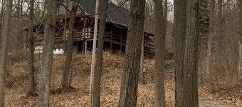 Secluded Authentic Log House w/valley view!