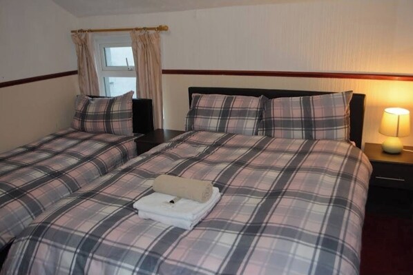 10 bedrooms, WiFi